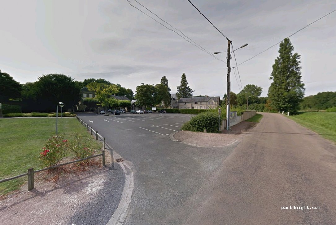 (18140) La Chapelle-Montlinard - 31-151 Route du Canal — foto