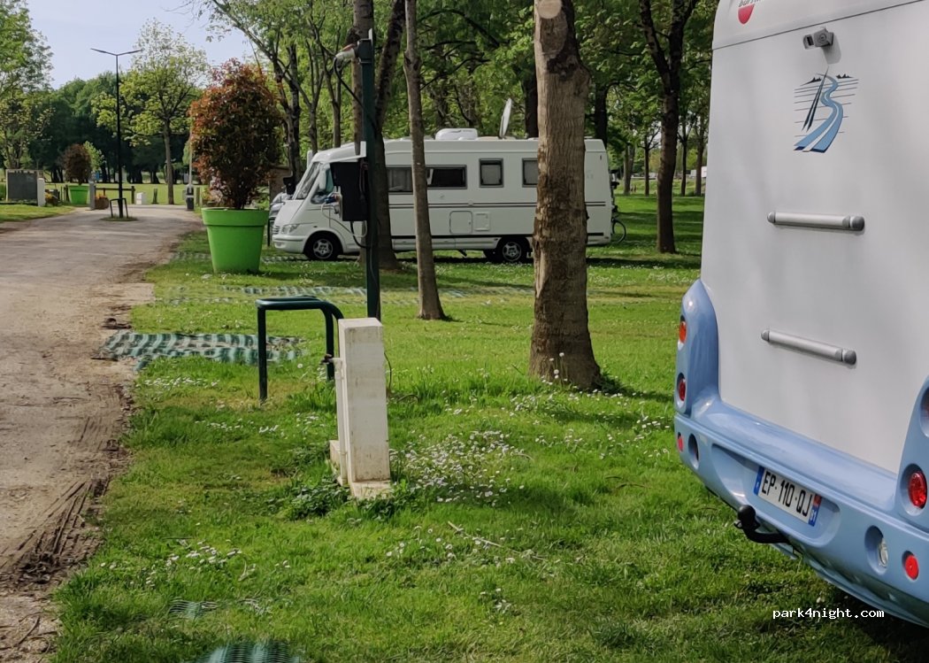 (47200) Marmande - Rue de la Filhole — foto 2