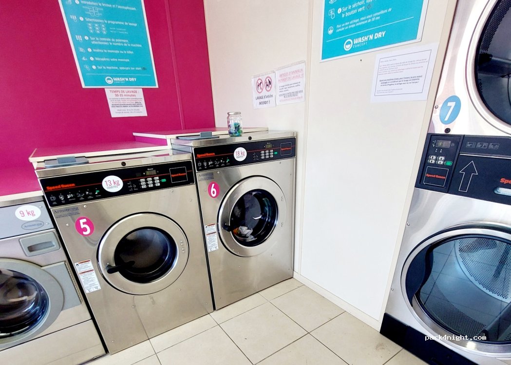 (12160) Baraqueville - 43 Avenue du Centre — foto