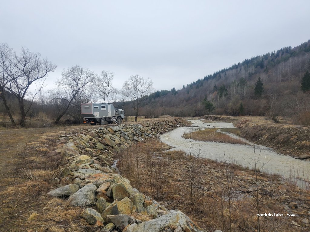 () Plăieșii de Jos - Unnamed Road — foto