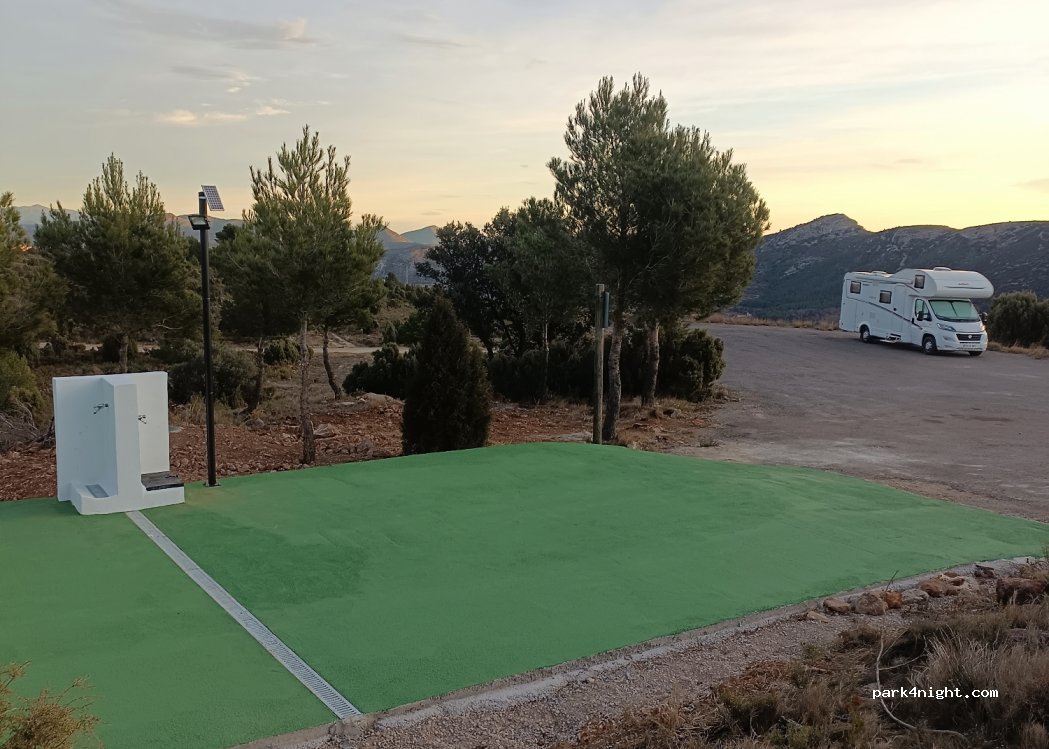 (12161) La Torre d'en Besora - Unnamed Road — foto 2