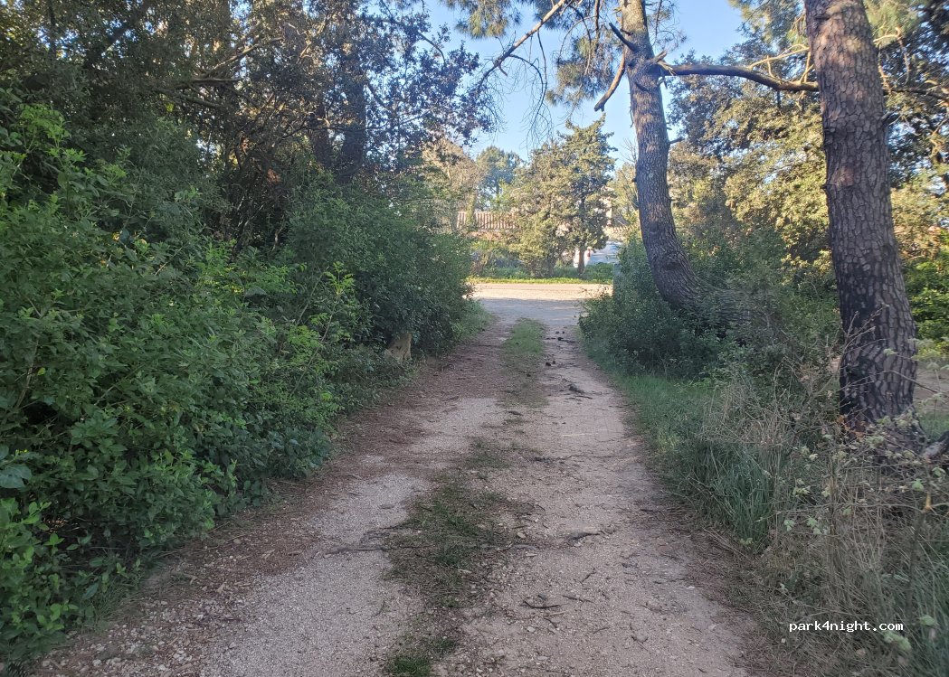 (26200) Montélimar - Chemin du Bois de Lion À Montboucher — foto 4