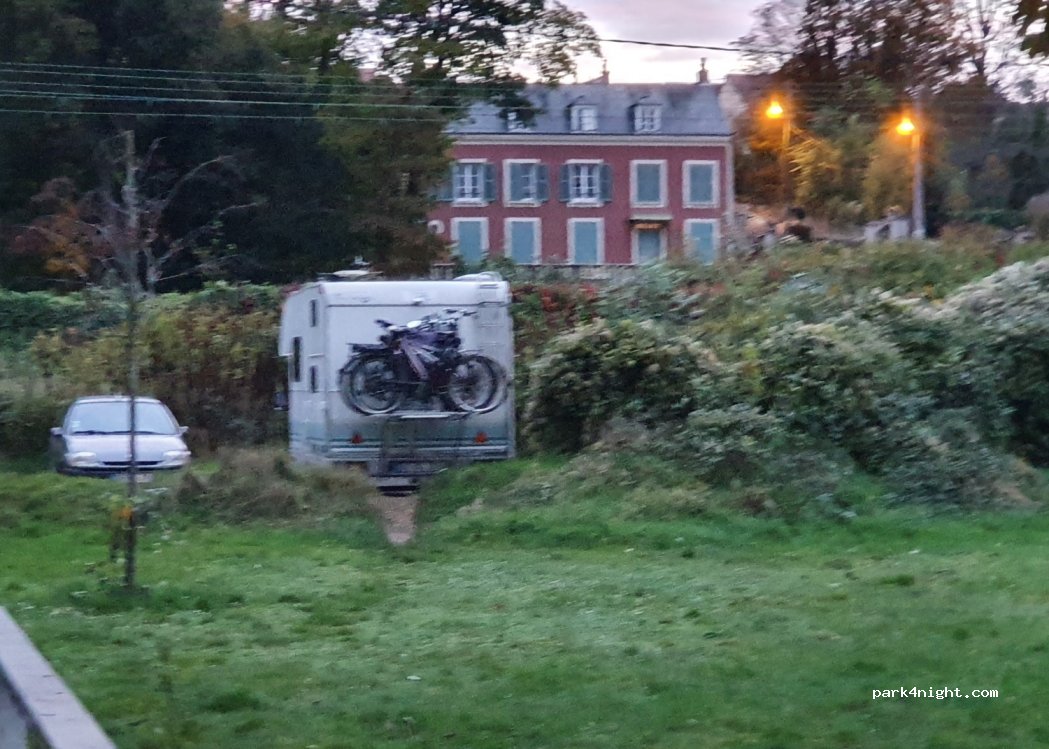 (91130) Évry-Courcouronnes - 2 Rue de l'Ecorne Bœuf — foto