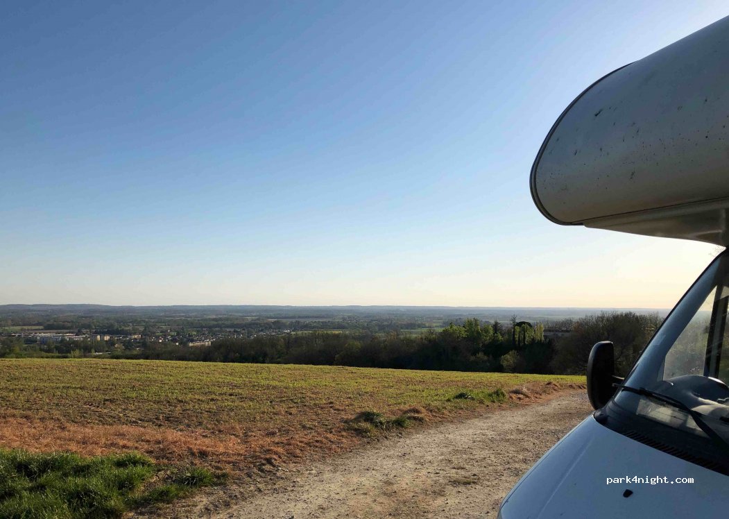 (31340) Villemur-sur-Tarn - 175 Route des Crêtes de Cambourel — foto