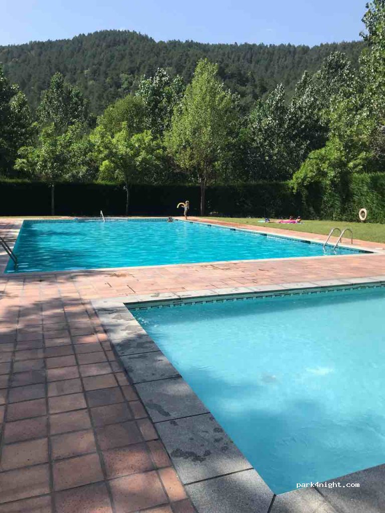Camping Pirinenc Campdevanol — foto 3
