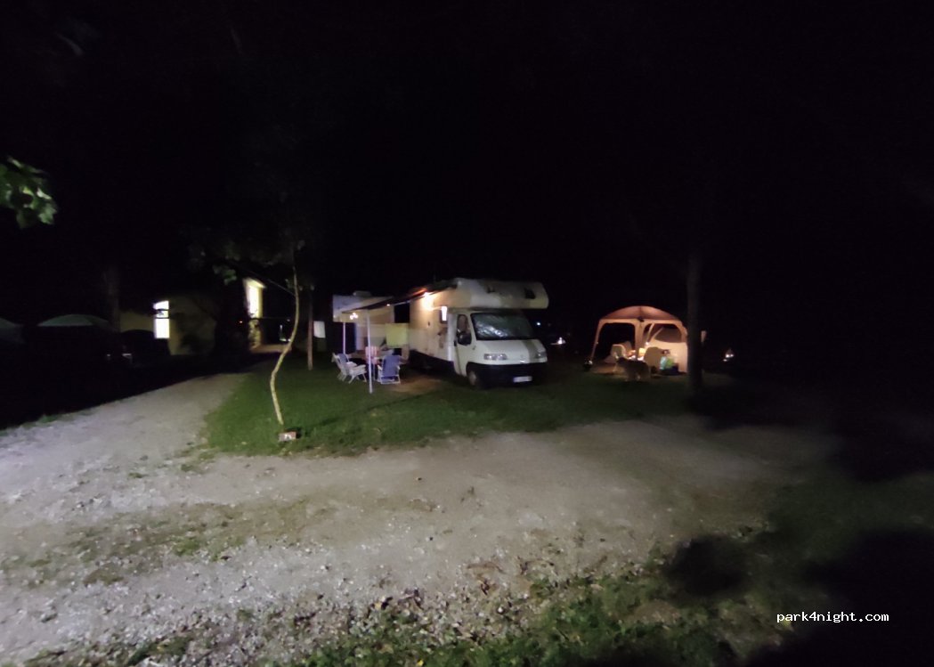 Camping Pirinenc Campdevanol — foto 4