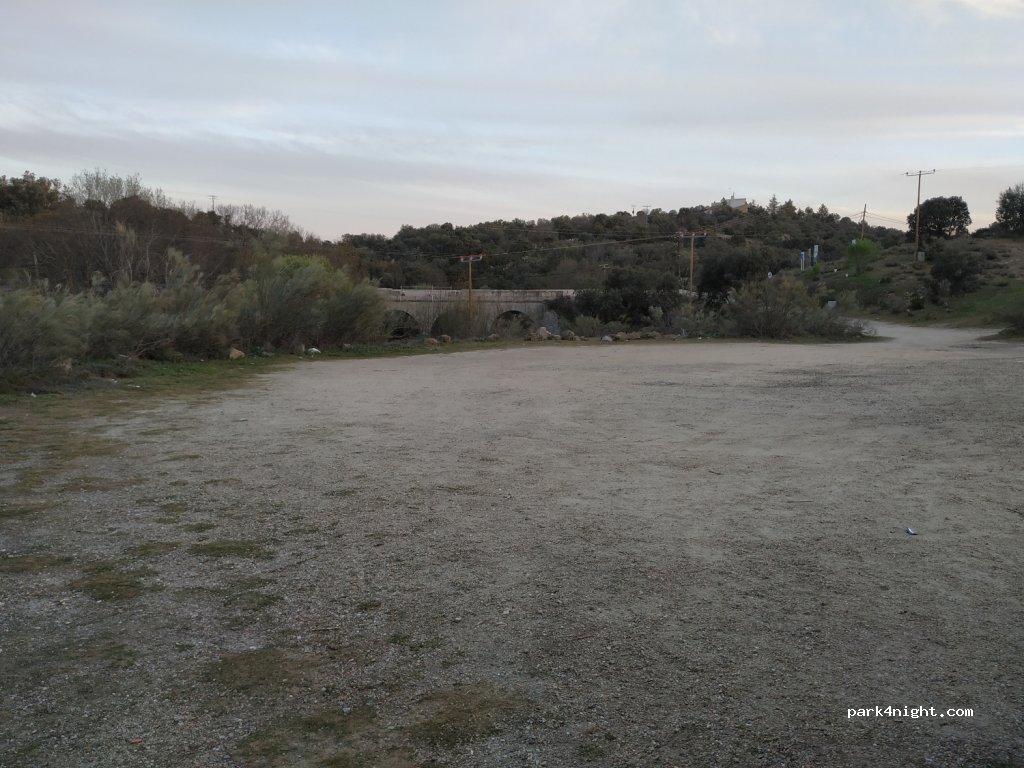 (28210) Valdemorillo - Avenida Roncesvalles — foto 2