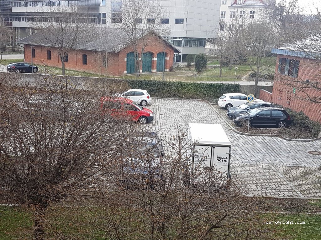 (85049) Ingolstadt - 4B Friedhofstraße — foto