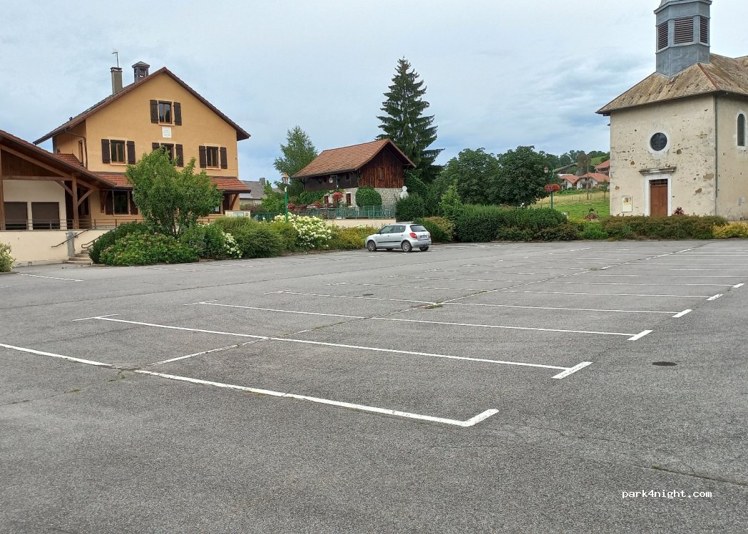 (74130) Faucigny - 137 Place du Village — foto 2