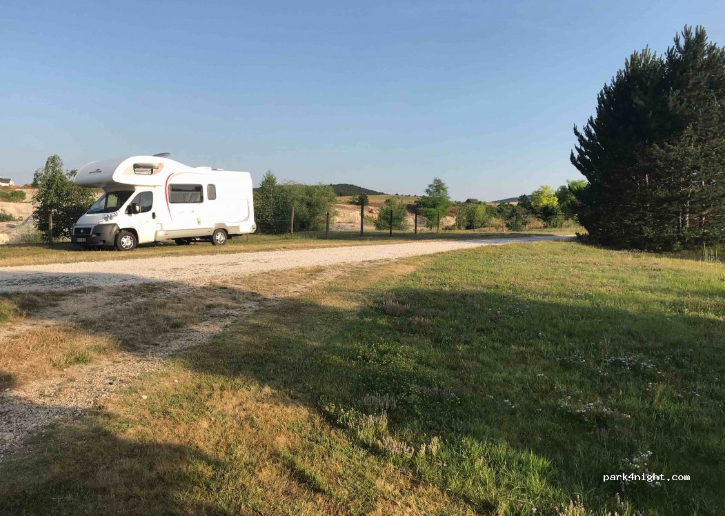 (8296) Hegyesd - 11 Zrínyi utca — foto 2
