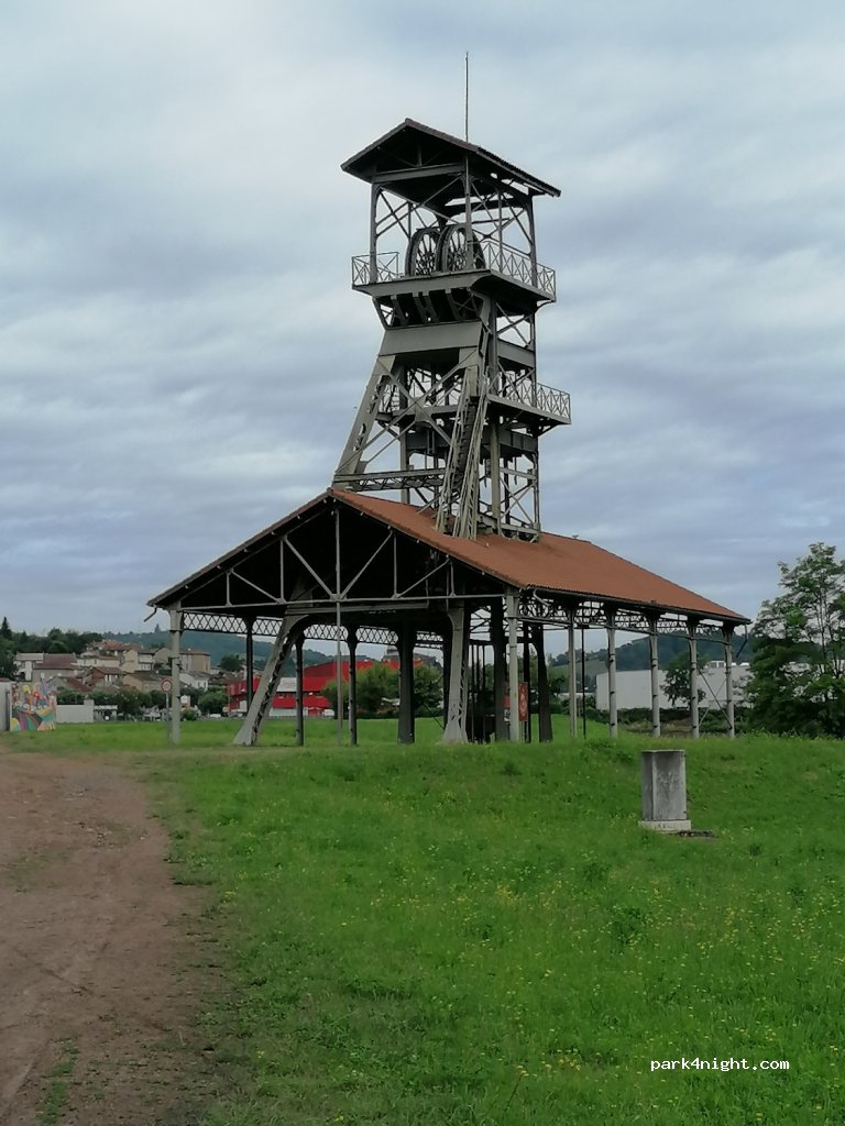 (12300) Decazeville - 7 Route de Lacaze — foto 2