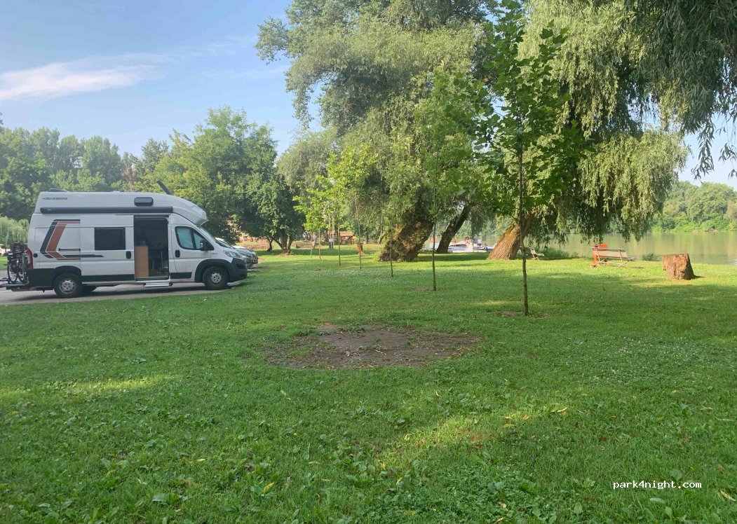 (4066) Tiszacsege - 3 Kikötő utca — foto 2