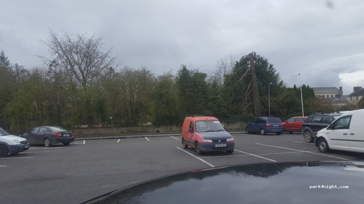 (F42 EW28) Strokestown - 1 Park Court — foto