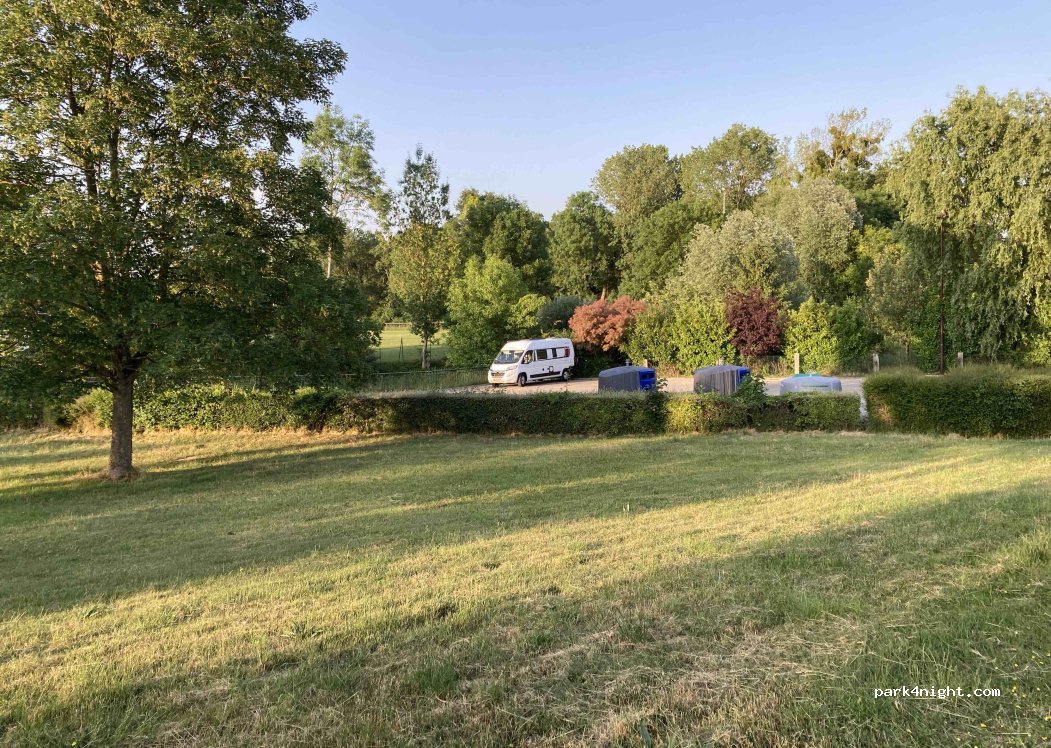 (10700) Torcy-le-Grand - 3 Rue du Pont — foto 5