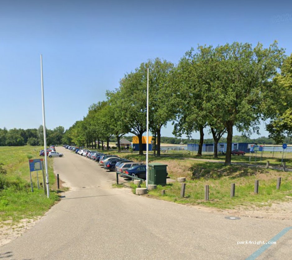 (5703 KE) Helmond - — foto