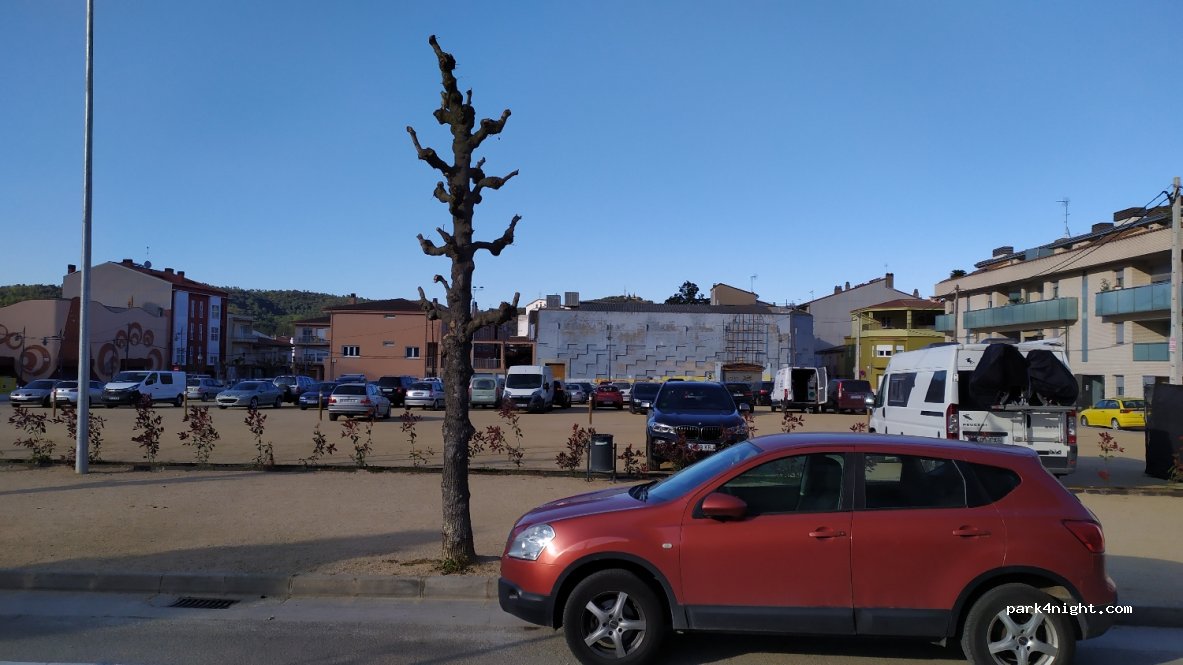 (17160) Anglès - 6 Avinguda de Pius XII — foto 2