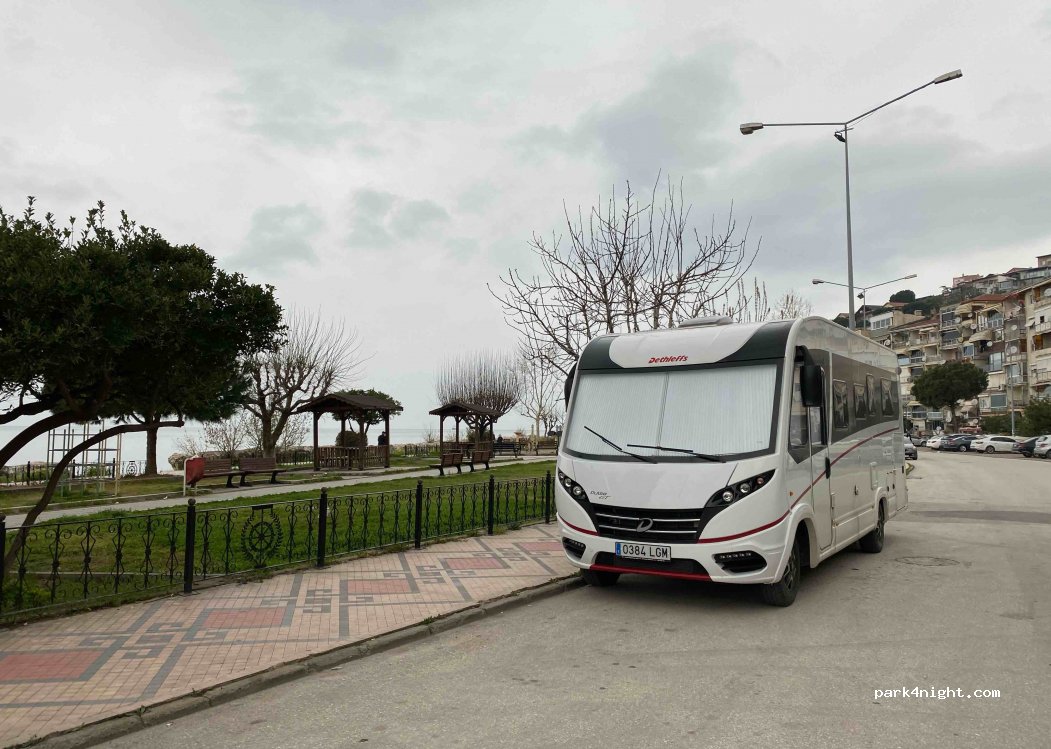 (16620)  - 72 Kayıkhane Sokak — foto