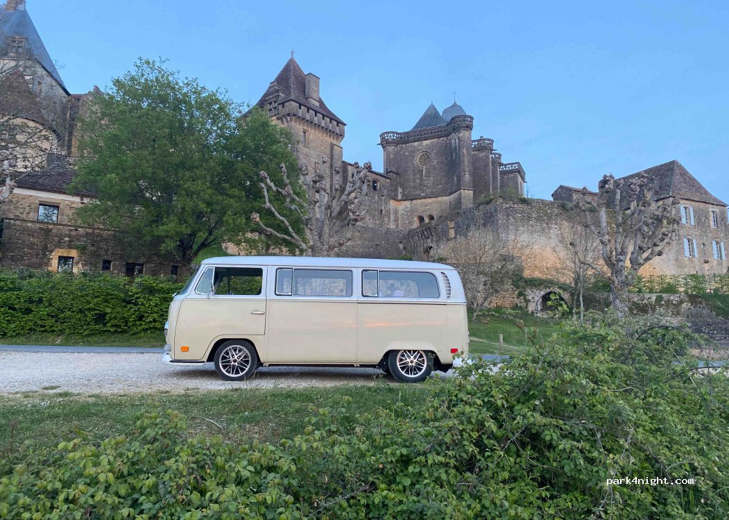 (24540) Biron - 49 Saint-Clout — foto