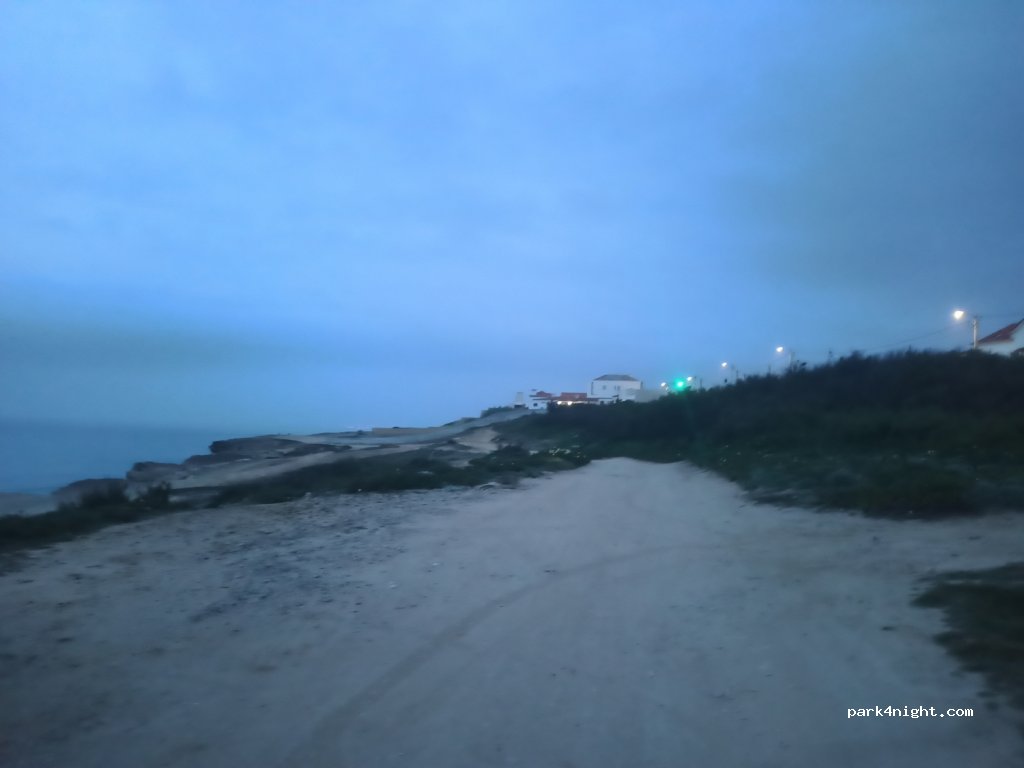 (2705) Colares - — foto 2