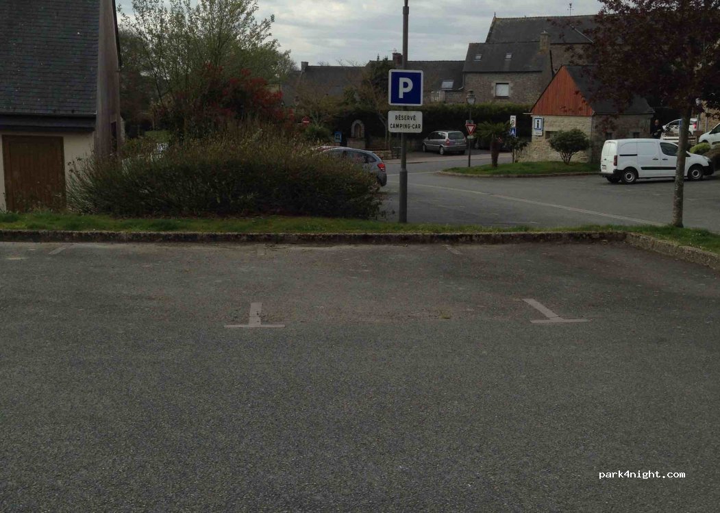 (22100) Trélivan - 4 Rue du Centre — foto 2