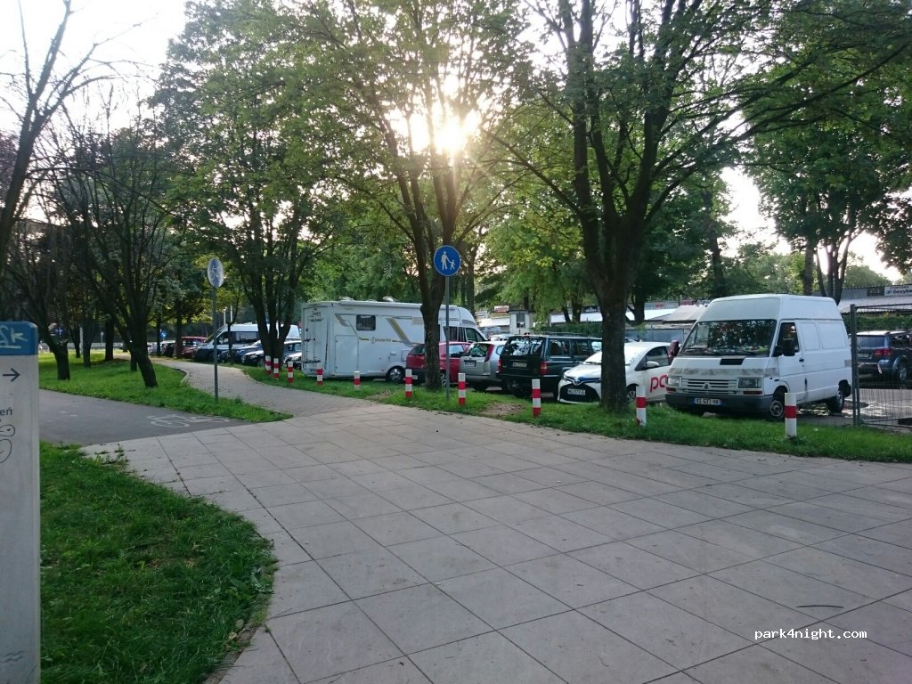 () Warszawa - 2 Wybrzeże Gdyńskie — foto 2