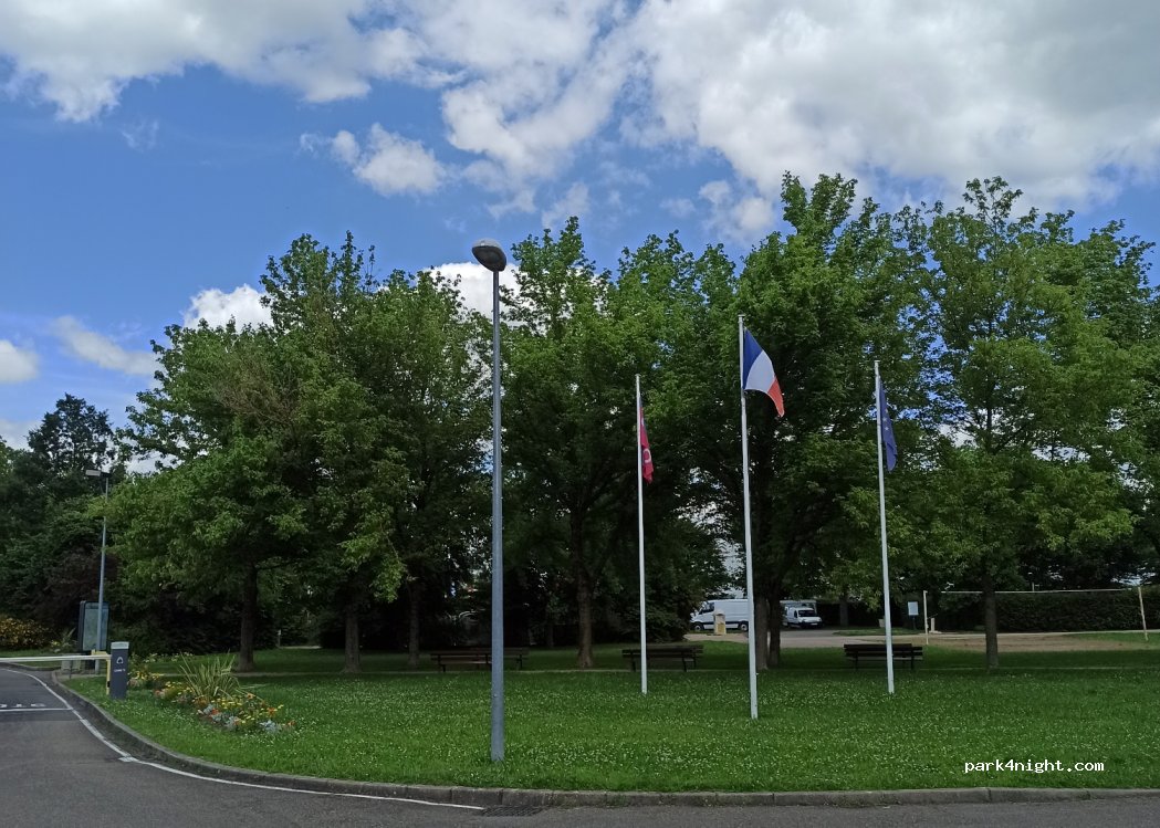 Camping Municipal de Macon — foto 3