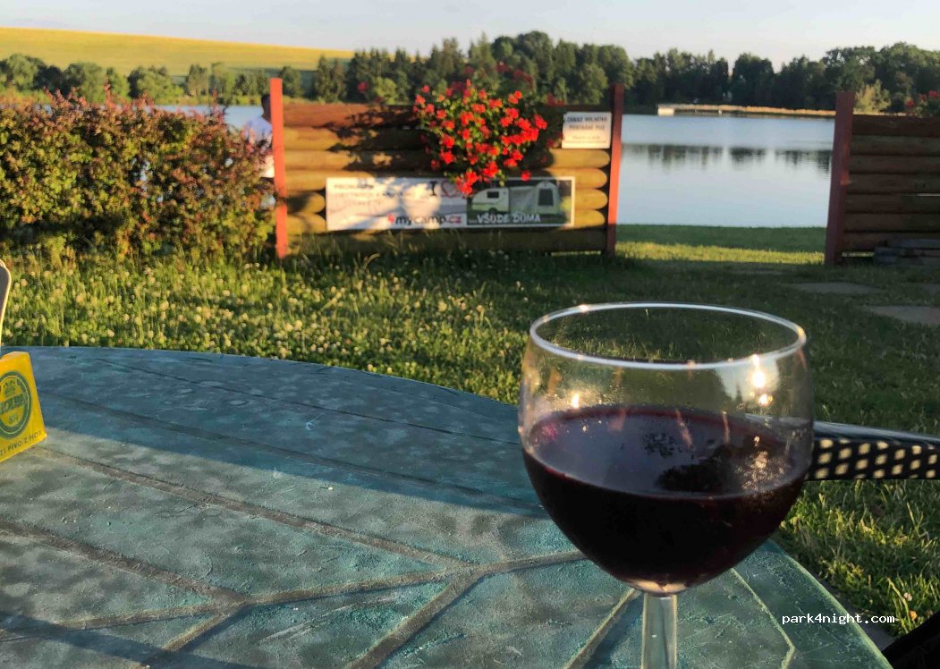 Autocamp Krásné — foto