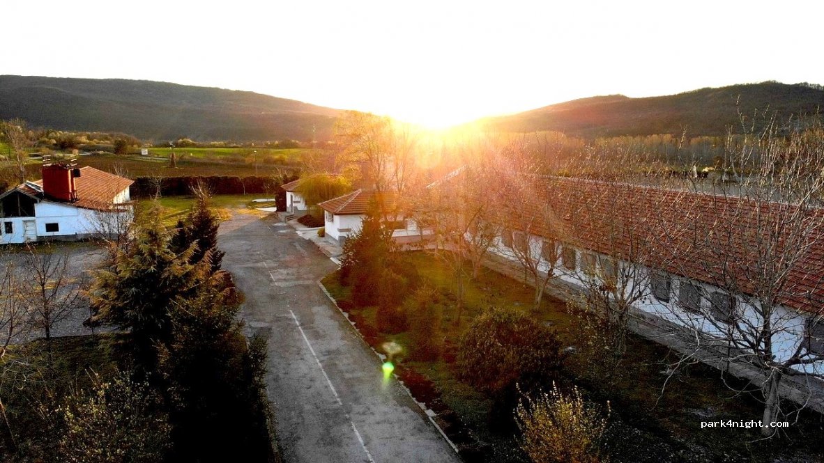 (5548) Kazachevo - Unnamed Road — foto