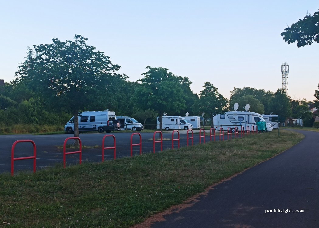 (71460) Saint-Gengoux-le-National - 1 Route de Cluny — foto 3