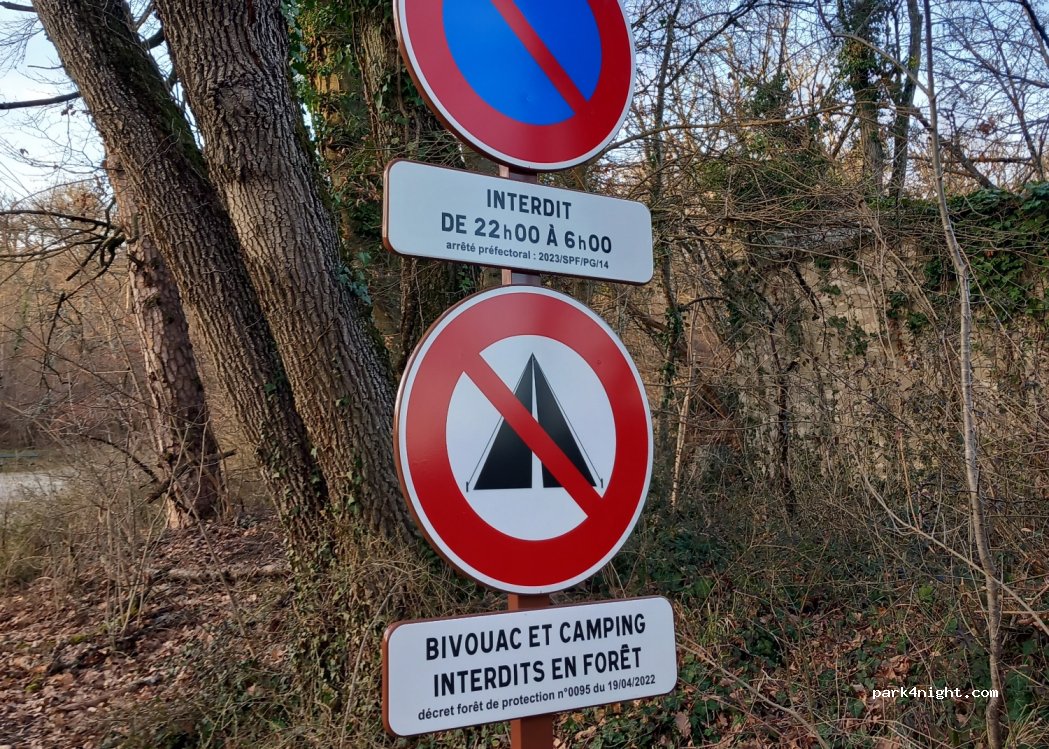 (77300) Fontainebleau - Route du Chaos d'Apremont — foto 3