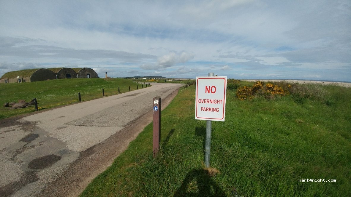 Spey Bay car park — foto 3