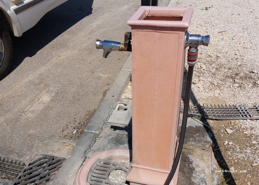 Área de AutoCaravanas Mula — foto 4