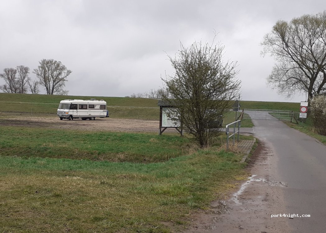 (15328) Küstriner Vorland - Unnamed Road — foto 4