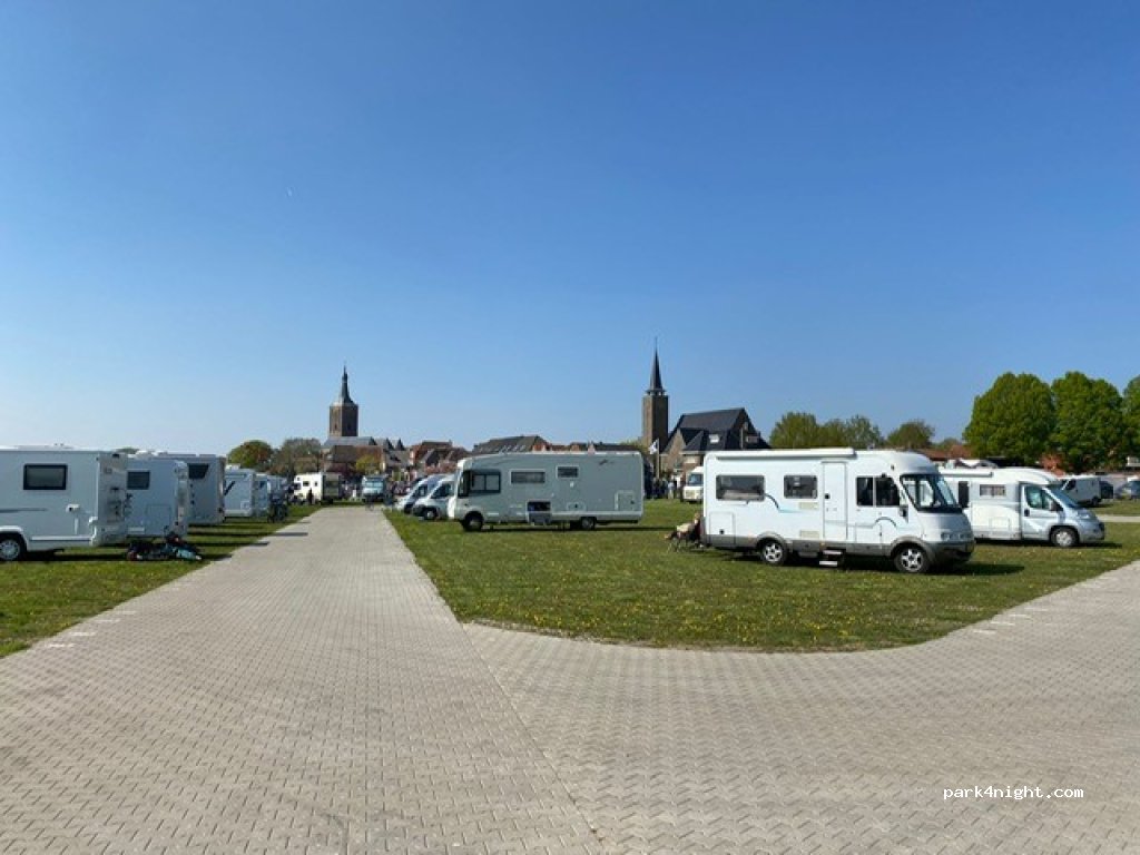 CamperParkingHasselt.NL — foto