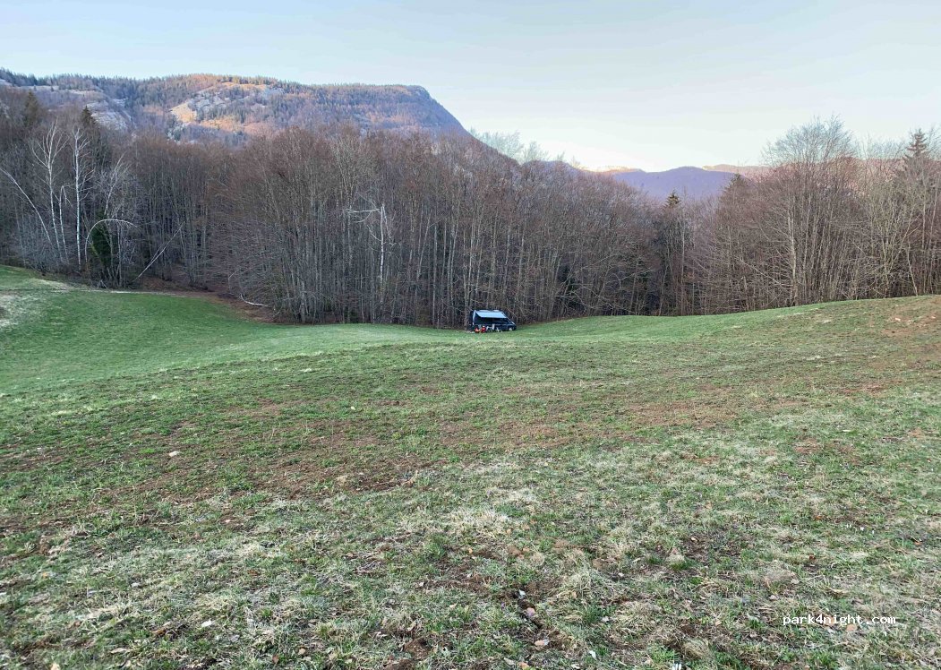 (01410) Champfromier - Unnamed Road — foto