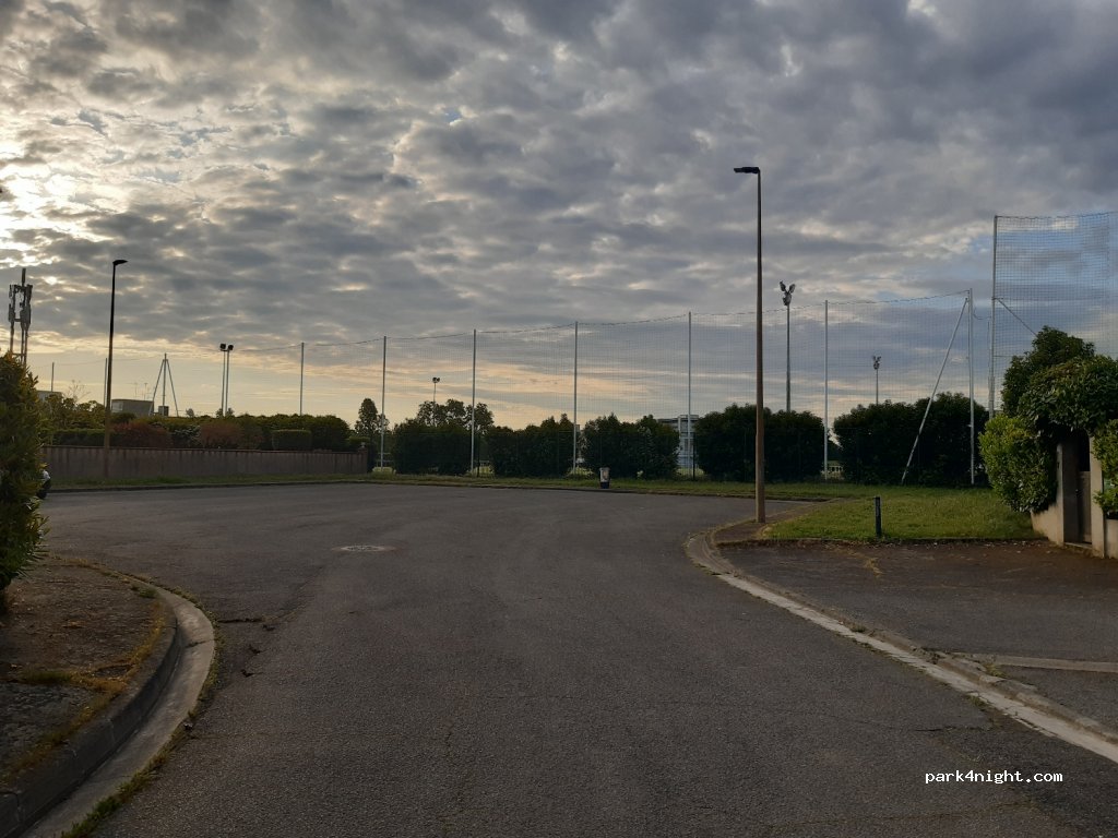 (31100) Toulouse - 7 Place Jean Doujat — foto