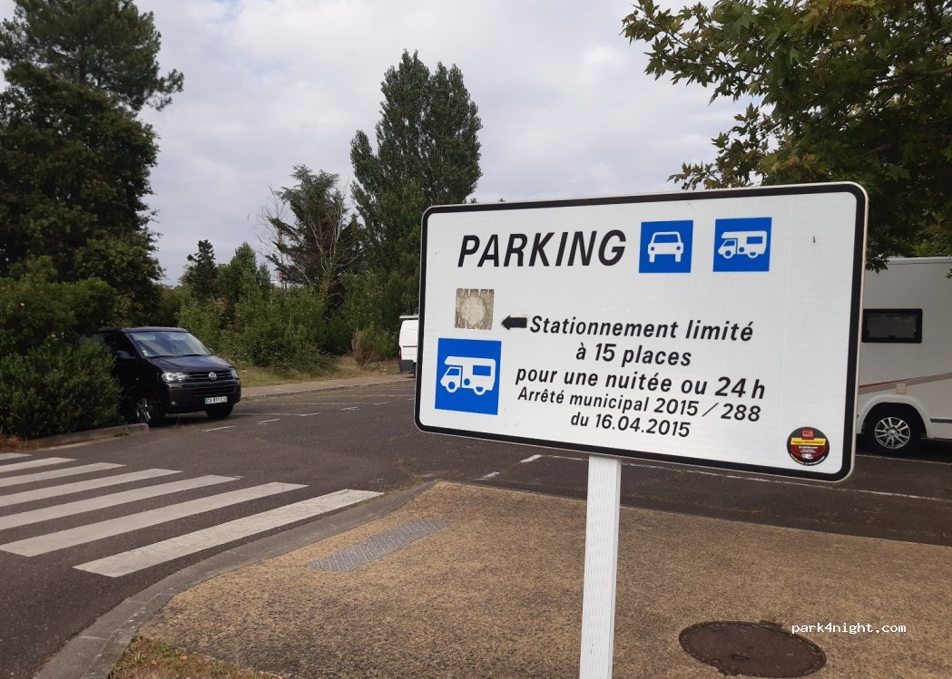 (40600) Biscarrosse - 275 Rue du Lt de Vaisseau Paris — foto 2