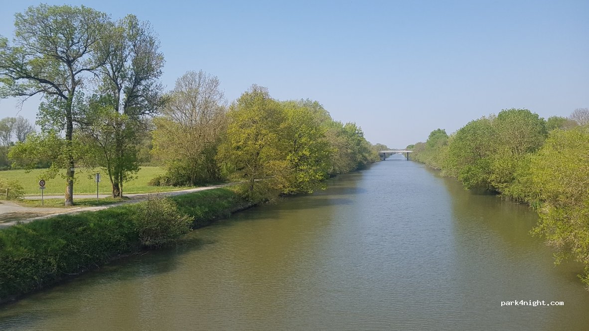 (49130) Les Ponts-de-Cé - Boulevard Léo Lagrange — foto 2