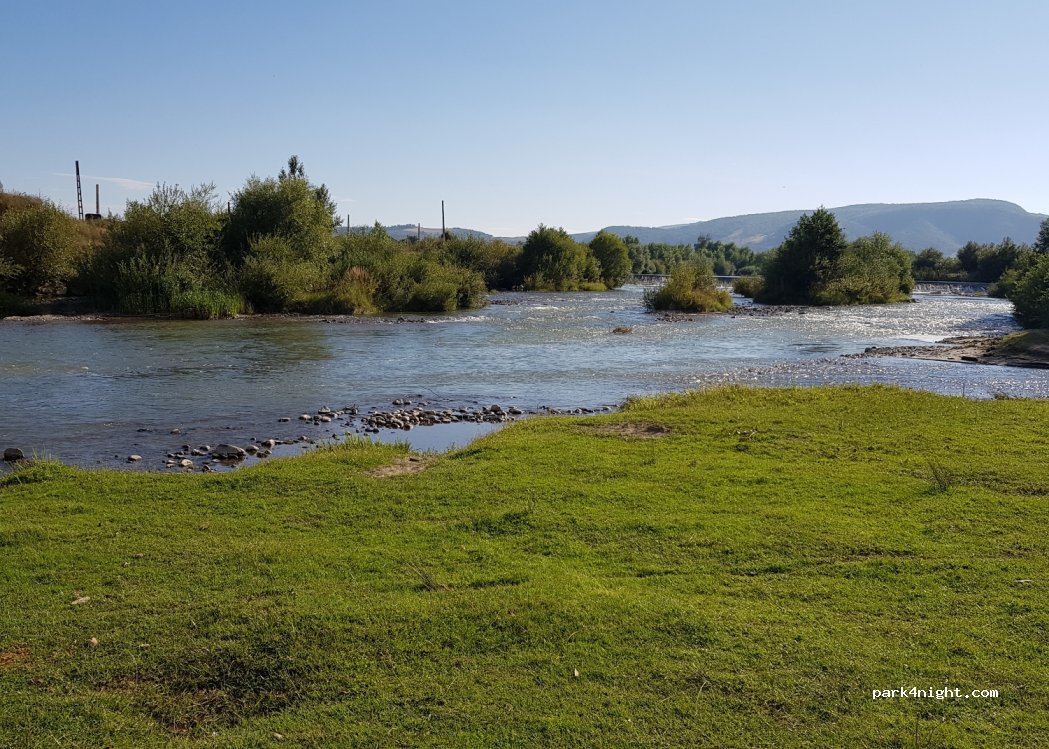 () Cheia - Unnamed Road — foto 2