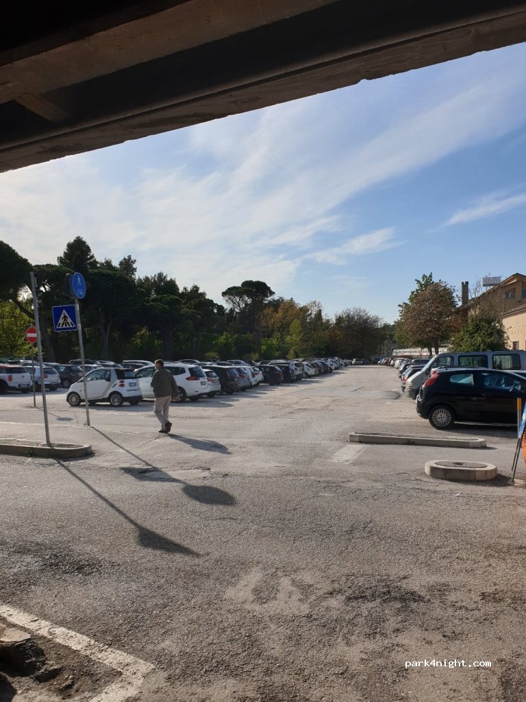 (61122) Pesaro - 6 Via del Miralfiore — foto 2