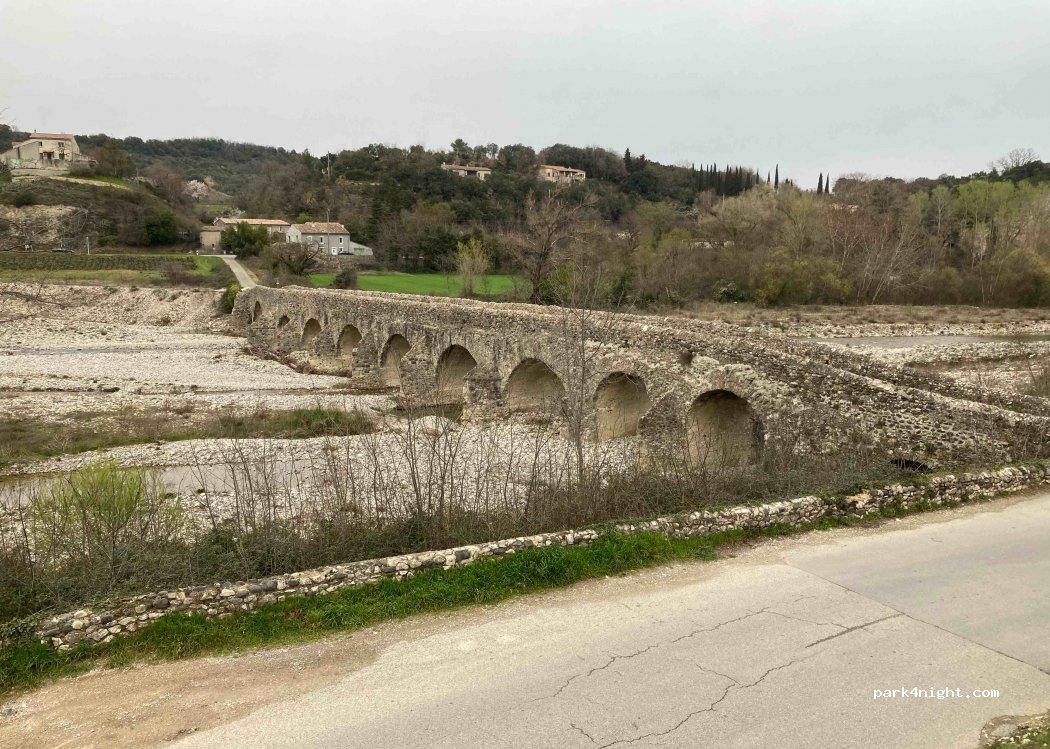 (07220) Viviers - 3 Chemin du Pont Romain — foto