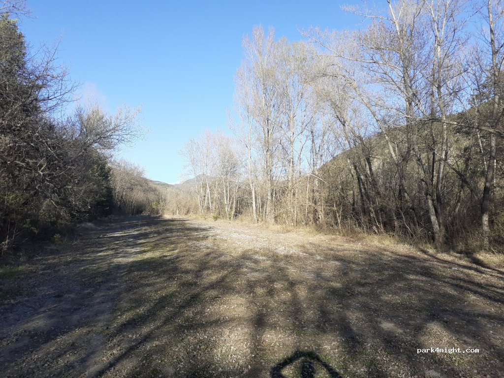 (04420) Le Brusquet - Unnamed Road — foto 2