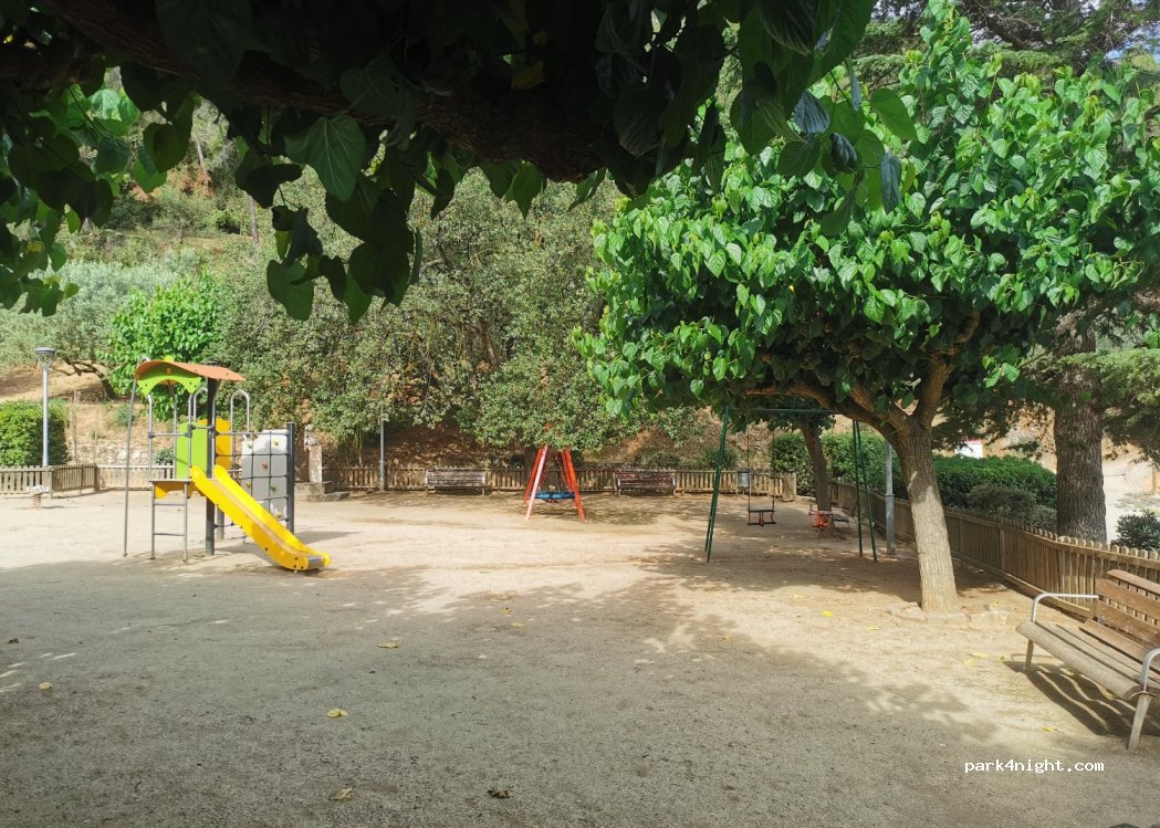 (08769) Castellví de Rosanes - 18X Carrer de la Font — foto 2