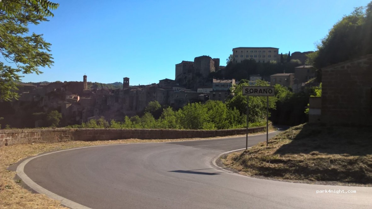 (58010) Sorano - 49 Via Ildebrando da Sovana — foto 3