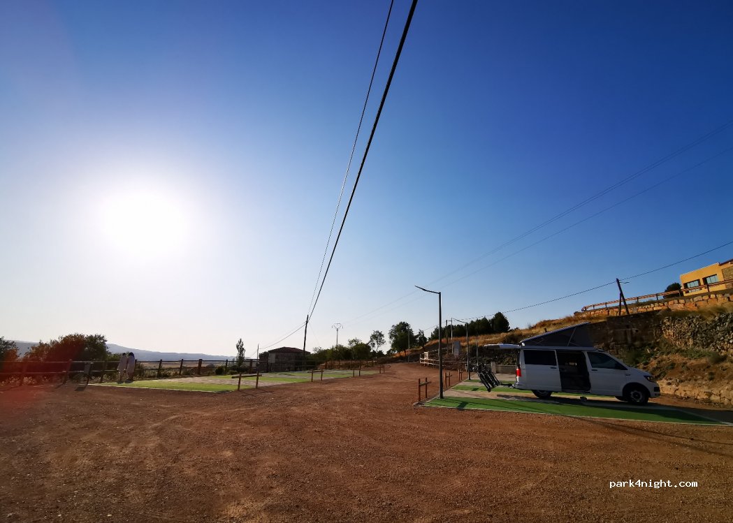 Área de servicios de Trasmoz — foto 3