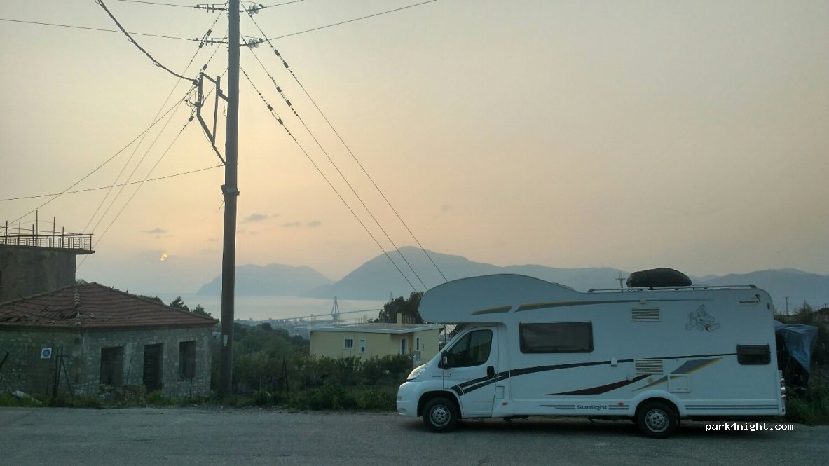 (265 04) Platani - Agiou Nikolaou — foto
