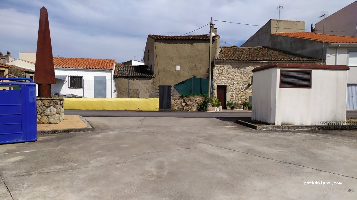 (37160) Villarino de los Aires - 6 Avenida Paz — foto