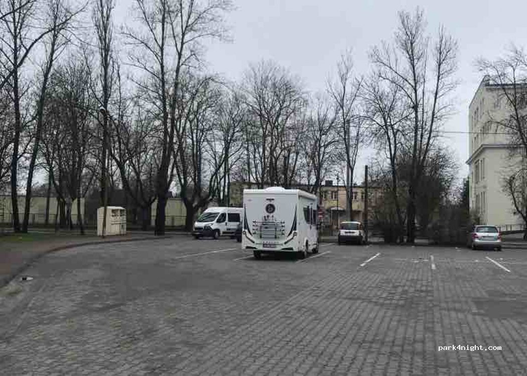 (97-300) Piotrków Trybunalski - 2 Franklina Roosevelta — foto 3