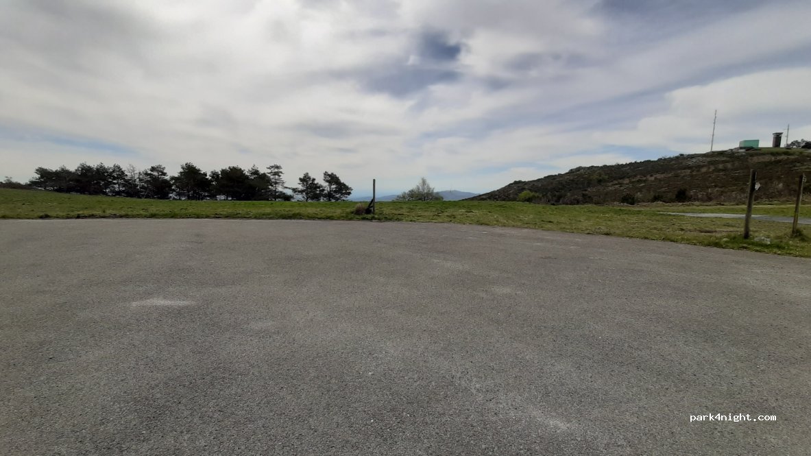 (27512) Chantada - Unnamed Road — foto