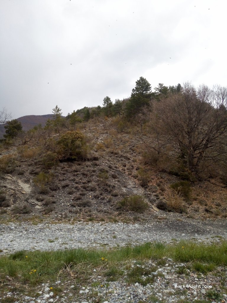 (04420) Le Brusquet - Unnamed Road — foto